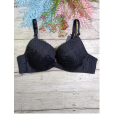 Бюстгалтер з мереживом на коректорі